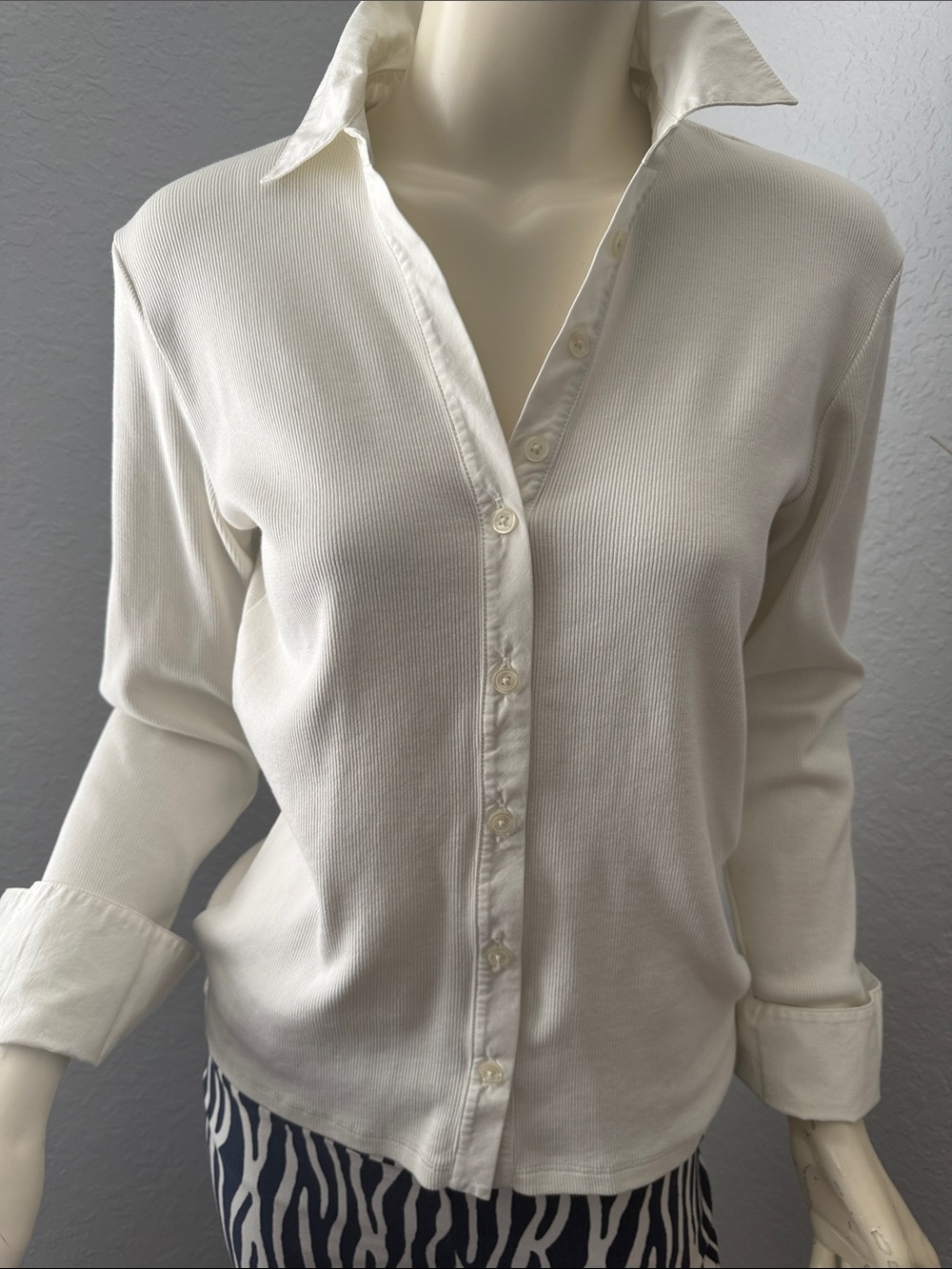 J. McLaughlin Cream Button-Down Shirt